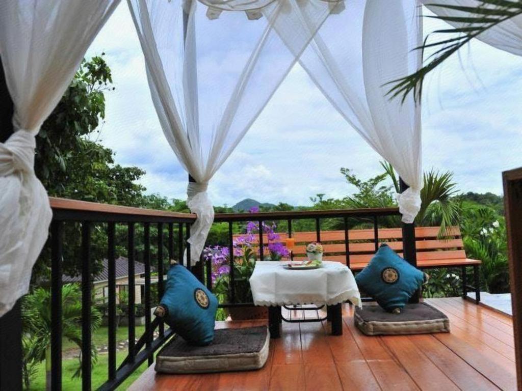 Dusit Talai Resort Mu Si Esterno foto