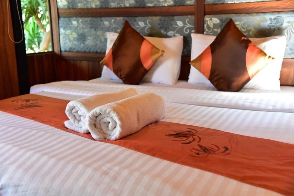 Dusit Talai Resort Mu Si Esterno foto