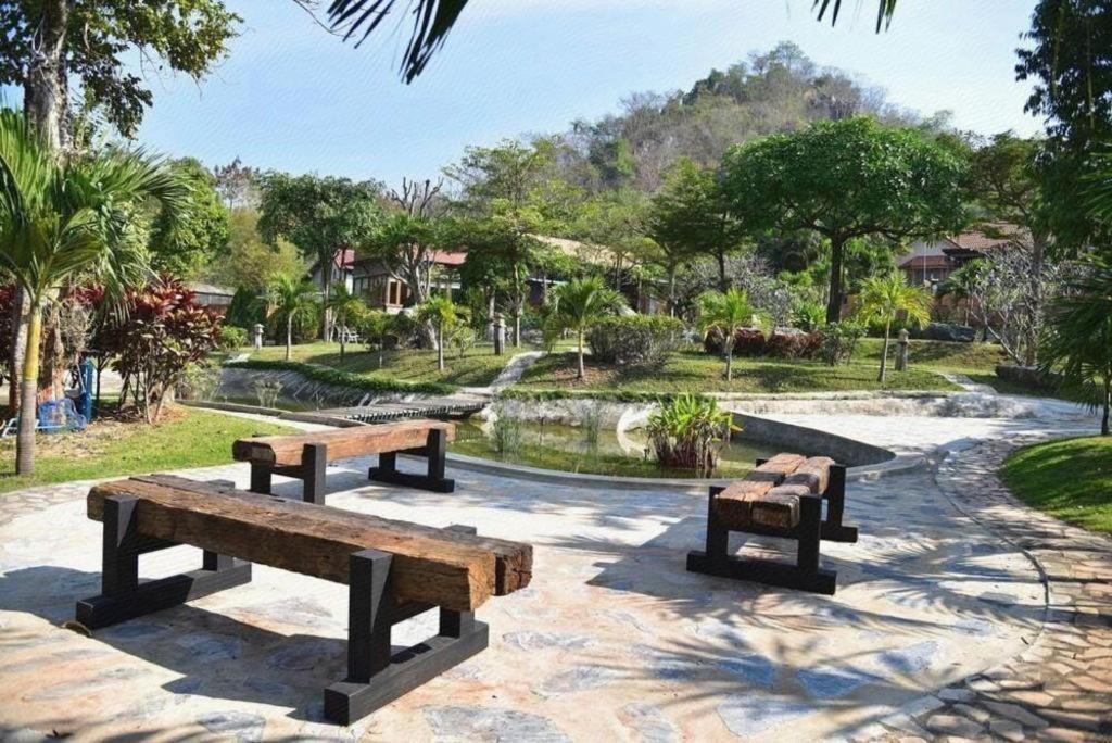 Dusit Talai Resort Mu Si Esterno foto