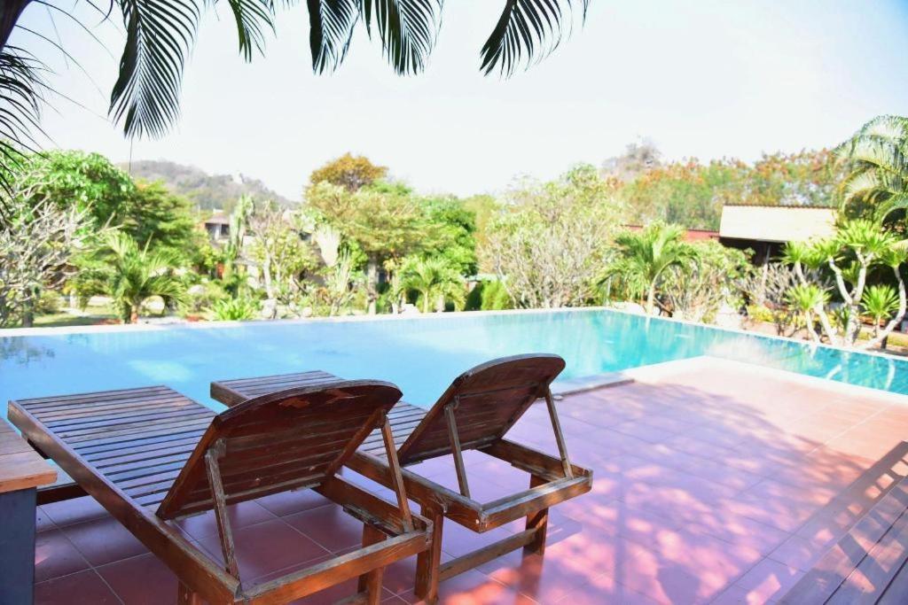 Dusit Talai Resort Mu Si Esterno foto