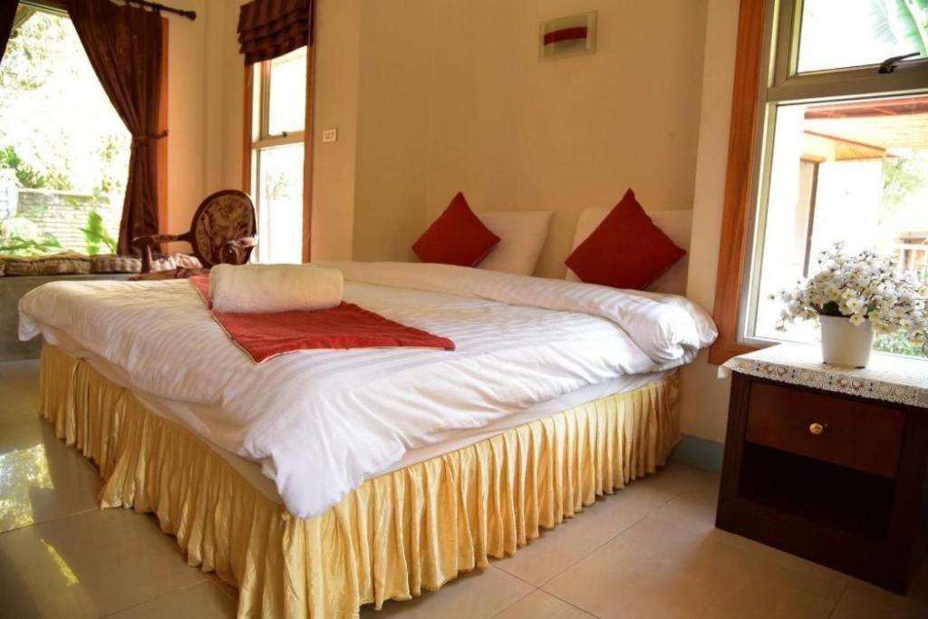Dusit Talai Resort Mu Si Esterno foto